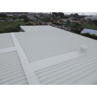 工場屋根 断熱塗装で快適作業