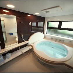広々とした水廻り空間を得るための計画をいたしました。定められた空間の中で無駄なスペースを極力省き、ユニットバスをはじめとした全てのスペースが以前よりも大きく広がりました。