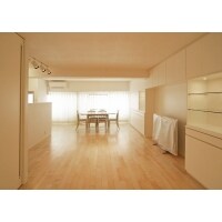 生活感を感じさせない、テナントのような家