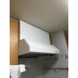 故障したレンジフードの交換