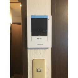 トイレの換気扇とインターホンをまとめて交換施工