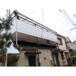 アパートの目隠しパネルを張替。