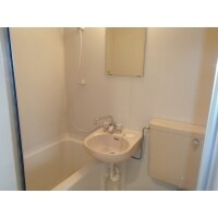 浴室の水栓と鏡交換・ハウスクリーニング