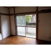 賃貸用として、和室を洋室に改修しました。