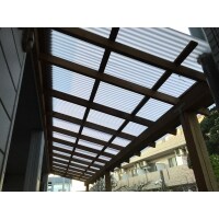 駐輪場屋根の波板張替工事