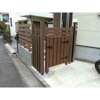 玄関前の目隠しと門扉新設工事