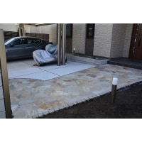 石貼りのアプローチ 新築外構工事