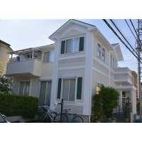 経年劣化した外壁とスレート屋根の塗装工事