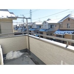 人気のシャイングレー色調で固定箇所も新しくなりました。