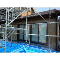 サッシの交換並びにそれに伴う外壁板金の張替え