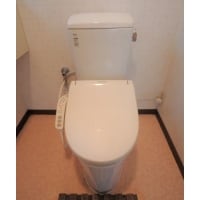 節水タイプの便器取替と屋外配管工事