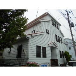 塗料　外壁：特殊シリコン/屋根：特殊断熱シリコン/付帯部：高級シリコン