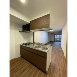 築22年の賃貸物件の内装工事です。
