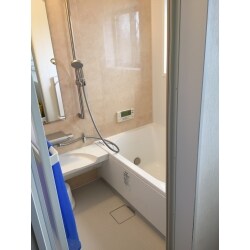 浴室、洗面、トイレのリフォームを行いました。