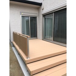 広々としたウッドデッキを新設