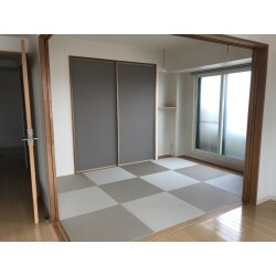 和室をリビングに馴染ませる。