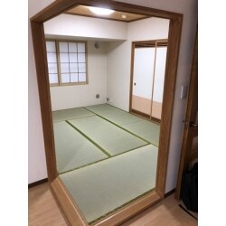 築年数30年以上の和室の内装を一新しました。い草の匂いがする和室に生まれ変わりました。