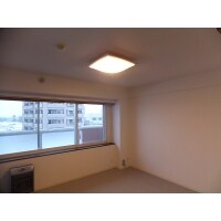 シンプルだけど最新の住設機器で快適な暮らしを