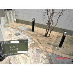 マンションオーナー様より、共用部分のメンテナンスのご依頼がありました。雑草の草刈りや手入れや清掃の他、廊下や駐車場の電球交換など、作業させていただきました。