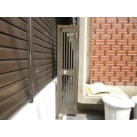 オーダーサイズ勝手口取付工事