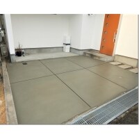 庭(駐車スペース)の 芝生撤去 と 舗装