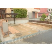 サイクルポート・宅配ポスト・隣家境界にフェンスの新設工事