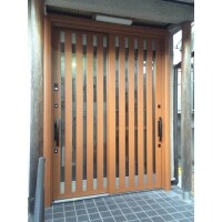 夏は涼しく、冬はあたたか玄関リフォーム