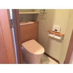 収納がなかったので収納付きトイレへ交換しました。
