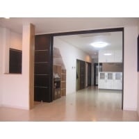 ひろびろ、のびのび、子供たちが元気に育つ家