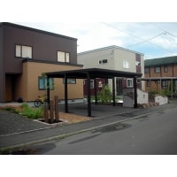 庭とカーポート