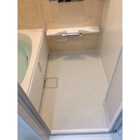明るくきれいなすっきり浴室