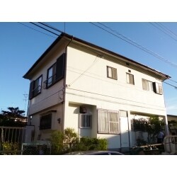 戸建リフォーム外壁塗装！その他外装修理もあわせて１２５万円！