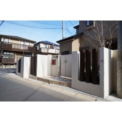 戸建の駐車場をガーデンスペースに大改装２４９万円！