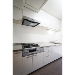 ９３平米の中古マンション購入、全面リフォームで３１９万！