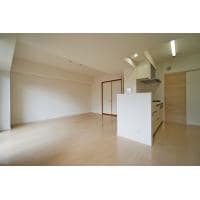 キッチン対面化と室内全体のリニューアル