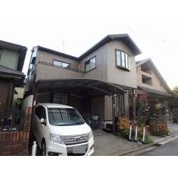 塗装完成です！塗装工事は、施主様と職人の意思疎通が大切です。そこで交換日記形式の日報をご用意してます。毎日の作業の様子や明日の作業内容がわかります。お客様が記入できるコメント欄もありますので、非常に好評です。
