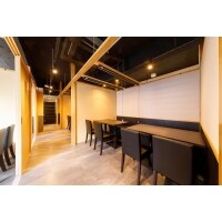 飲食店店舗・スケルトンからの内装工事