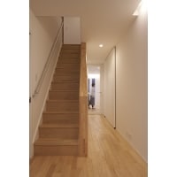 玄関から視界に入る階段は家の印象を左右します