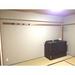 安全で、環境にやさしい非塩ビクロス を使用しました。
