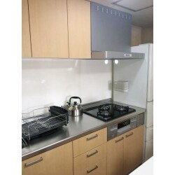 木目調のシンプルでオシャレなキッチンはLIXILシエラ