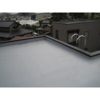 陸屋根から雨漏り!下地の修繕とFRP防水加工で対策しました!