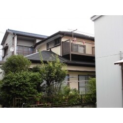 屋根葺き替え、外回り塗装完了後の写真です。