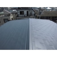 屋根重ね葺き工事