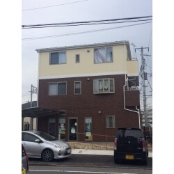 外壁を3分ツヤクリアー仕上げ塗装