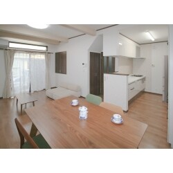 光に満ちたLDKに、家族の笑顔が集まる