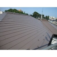 遮熱塗料の使用で室内−３度！屋根塗装で電気代も削減。