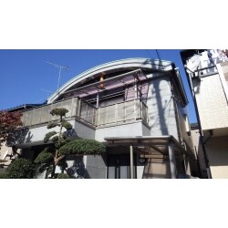 石材調の壁のイメージをそのままに