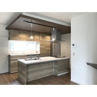 オープンキッチンが印象的な戸建リフォーム