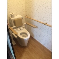 押し入れ内にトイレを新設致しました。