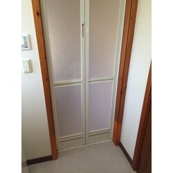 浴室折れ戸補修